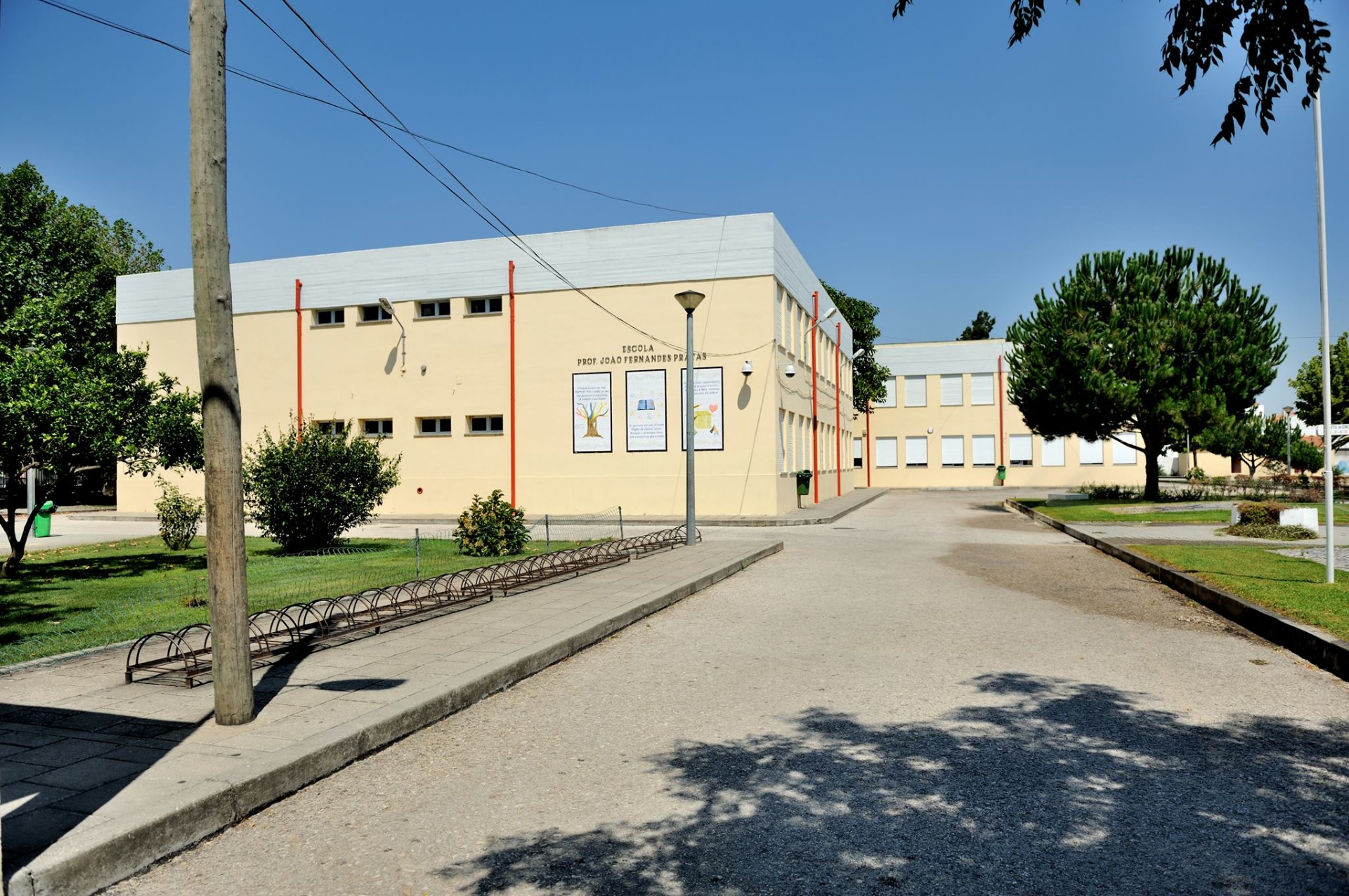Escola Básica e Secundária do Prof. João F. Pratas